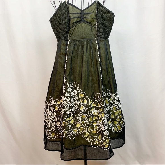 Floreat Dresses & Skirts - Floreat by Anthropology Dress Embroidery Details